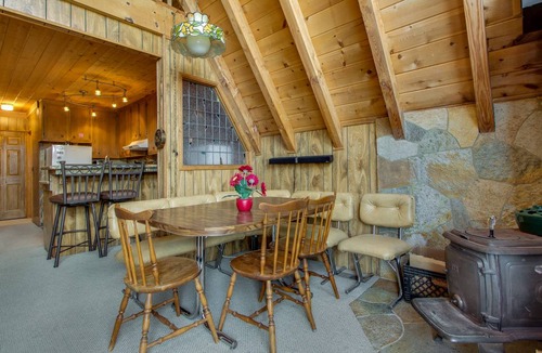 Boulder Bay Cabin | 70 m² Cabin ∙ 1 bedroom ∙ 4 guests