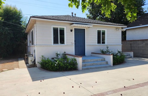 Rosemead House | 70 m² House ∙ 2 bedrooms ∙ 4 guests