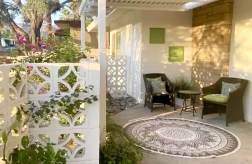 Cathedral City Cove House | 70’s Style, Private Pool and Yard, Dogs Ok! Close to restaurants and shopping!