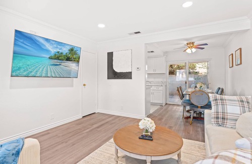 Charter Oak House | 734 Glendora in Glendora