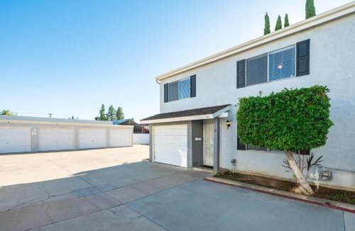 Charter Oak House | 734 Glendora