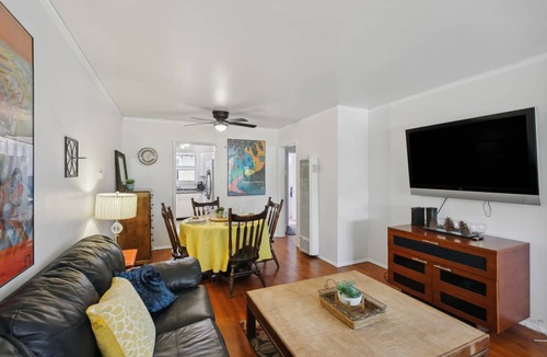 Alamitos Beach Apartment | 74 m² Apartment ∙ 2 bedrooms ∙ 4 guests