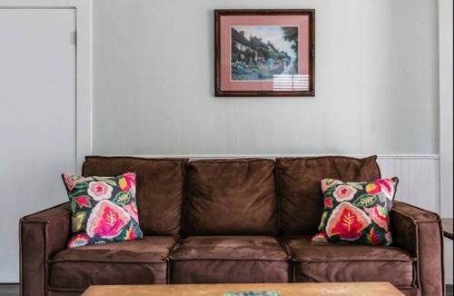 Torrance House | 74 m² House ∙ 2 bedrooms ∙ 4 guests