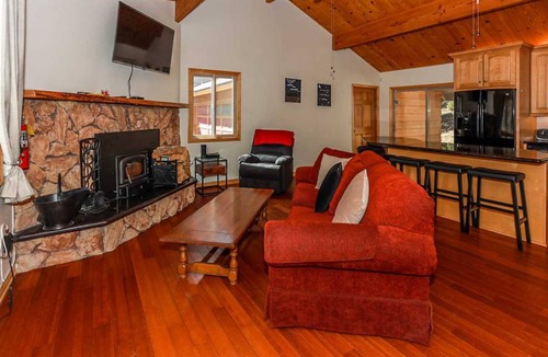 Whispering Forest Cabin | 75 m² Cabin ∙ 2 bedrooms ∙ 7 guests