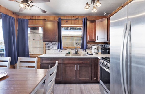 Patton Cabin | 76 m² Cabin ∙ 2 bedrooms ∙ 10 guests