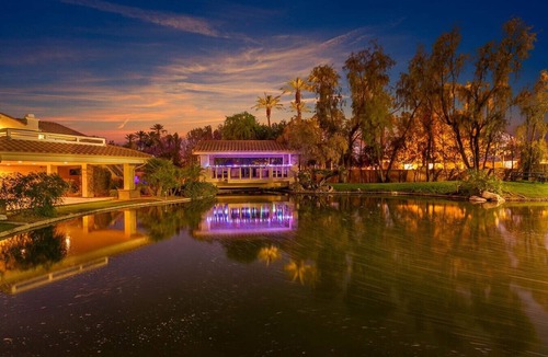 Palm Desert Villa | 8 Bunch Palms 34750 Washington PD