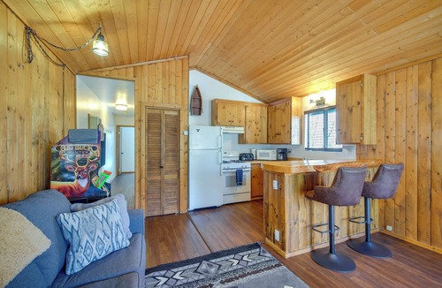 Sugarloaf Cabin | 8 Mi to Big Bear Lake: Cozy Cabin w/Trail Access