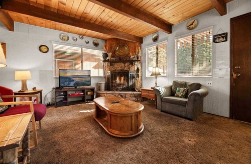 Big Bear House | 83 m² House ∙ 2 bedrooms ∙ 6 guests