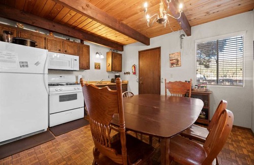 Big Bear House | 83 m² House ∙ 2 bedrooms ∙ 6 guests