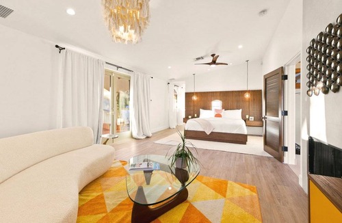 Palm Desert Villa | 836 m² Villa ∙ 8 bedrooms ∙ 18 guests