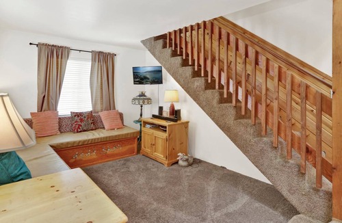 Patton Cabin | 84 m² Cabin ∙ 1 bedroom ∙ 4 guests