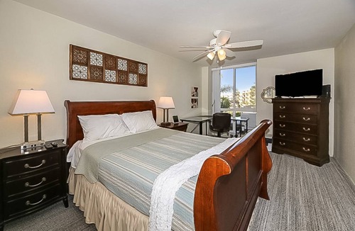Townsite Condo | 84 m² Condo ∙ 1 bedroom ∙ 4 guests
