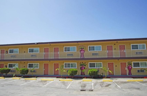 West Athens Hotel | 84 m² Motel ∙ 127 guests