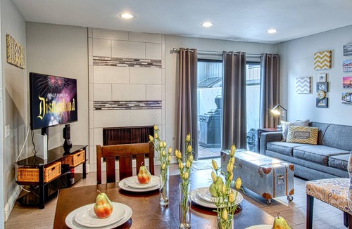 Hermosa Village Condo | 86 m² Condo ∙ 2 bedrooms ∙ 7 guests