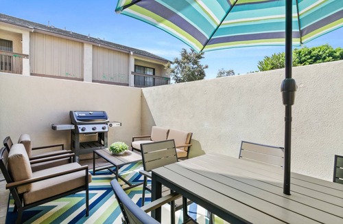 Hermosa Village Condo | 86 m² Condo ∙ 2 bedrooms ∙ 6 guests