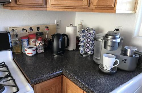 South Gate Apartment | 8670 San Carlos - South Gate CA - The Best 2 Rooms