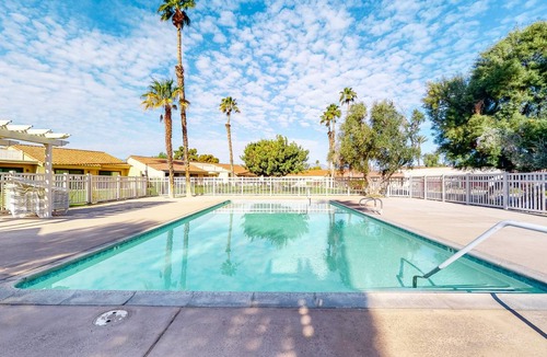 Palm Desert Condo | 87 m² Condo ∙ 2 bedrooms ∙ 4 guests