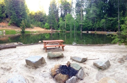 Georgetown House | 9 Acre Estate, 1 Acre Private Lake, 6 Bedroom, Sleeps 12, Pet Friendly