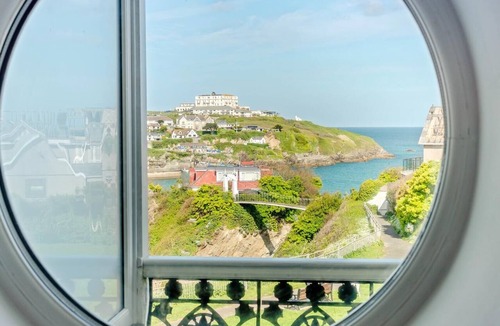 Newquay City Centre Cottage | 9 Bed in Newquay (oc-l34683)