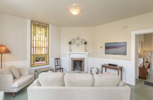 Pacific Grove House | 90 m² House ∙ 2 bedrooms ∙ 4 guests