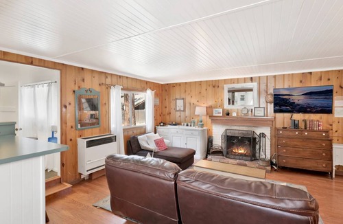 Big Bear Lake Ski Chalet | 93 m² Chalet ∙ 2 bedrooms ∙ 5 guests
