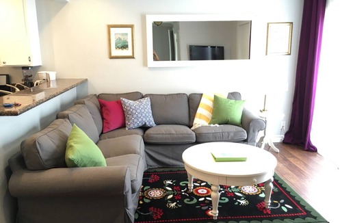 Hermosa Village Condo | 93 m² Condo ∙ 2 bedrooms ∙ 7 guests