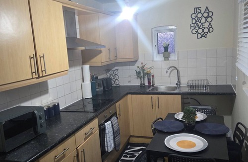 Featherstone Apartment | A 2beds luxury stylish apartment in queen street Wolverhampton
