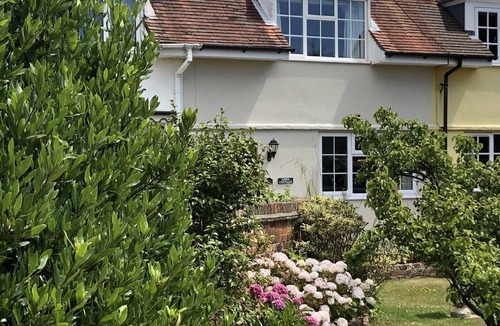 Hordle Cottage | A beautiful cottage in the heart of the New Forest and a short drive to beaches
