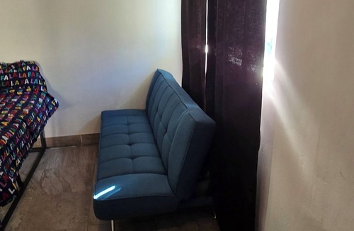 Lawndale Apartment | A Comfortable Studio
