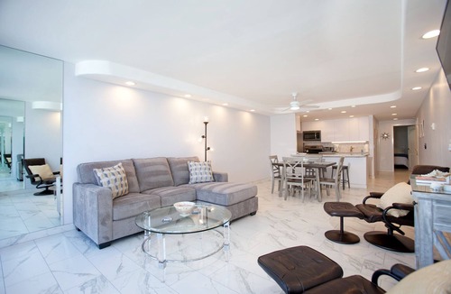 North Pacific Beach Condo | a 'Haven Away' with Spectacular Panoramic View/Newly Remodeled