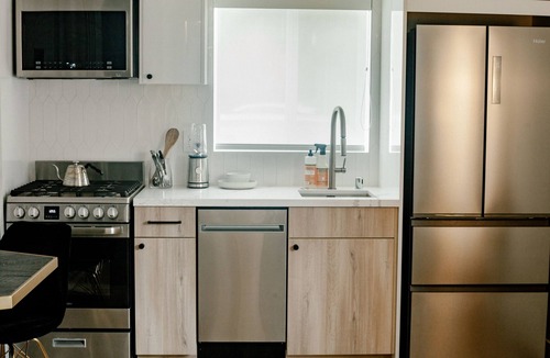 West Hollywood Apartment | A home away from home - West Hollywood