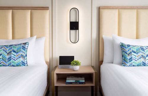 Calabasas Hotel | A Place You'll Surely Enjoy! 3 Comfortable Units, Dog-friendly, Onsite Pool