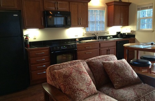 Trinidad Cottage | A Romantic Getaway in a serene setting is close to State and National Parks
