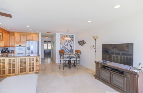 Solana Beach Condo | A Shore Thing! Stellar Sunsets! Oceanfront Balcony with Pool, Beach Access
