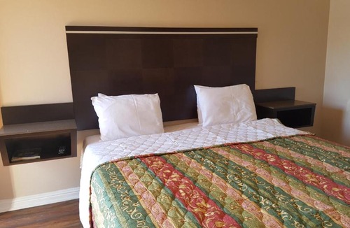 Lamanda Park Hotel | ACE Motel