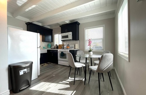 North Long Beach House | ★ADMIRABLE 1B1B REVAMPED HOME IN LONG BEACH★