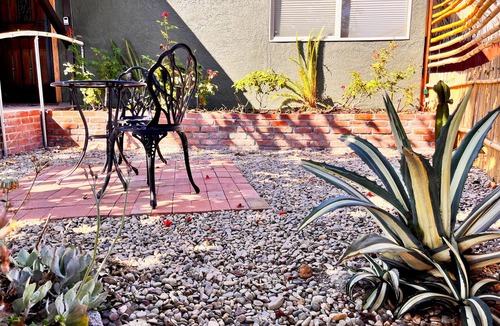 Bay Ho House | Adorable 1 bedroom house 8 min from La Jolla!