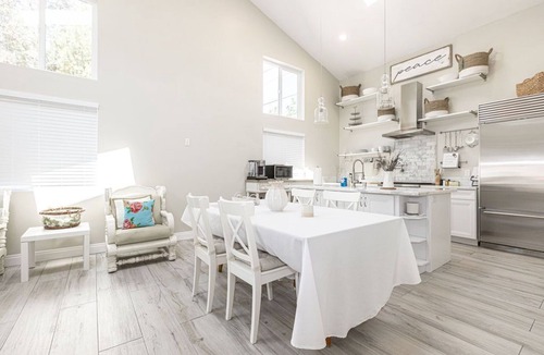 Poway House | Adorable 4 Bedroom Guest House wPool + Jacuzzi
