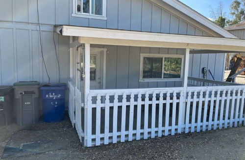 Canyon Country Apartment | Adorable one bedroom guest house with pool