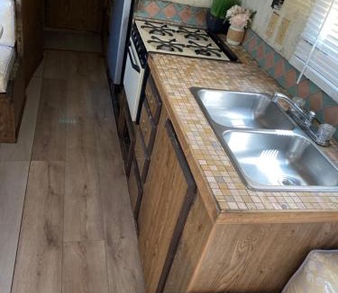 Los Angeles Other | Affordable Rooms in RV Trailer