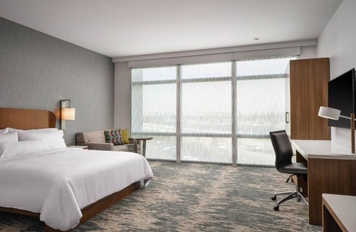 Anaheim Resort Hotel | Affordable Vacation Rentals near Disney - Family and Pet Staying | 4 Units
