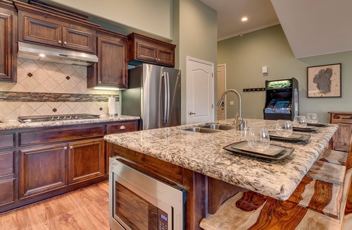Tahoe Meadows House | Air Conditioning, Walk to Heavenly/Lake/Casinos, Grill, Fast Wifi – Tahoe Woods Lookout
