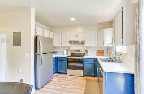 Rohnerville Apartment | Airy Fortuna Apartment with Deck!