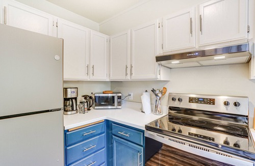 Rohnerville Apartment | Airy Fortuna Apartment with Deck!