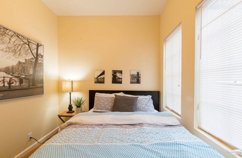 Newhall Apartment | AL1: Remarkable 3/1 Near SCU; Converted Mansion