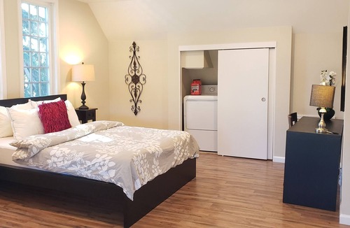 Newhall Apartment | AL4: Dog-friendly 1/1 Near SCU, DT San Jose, SAP