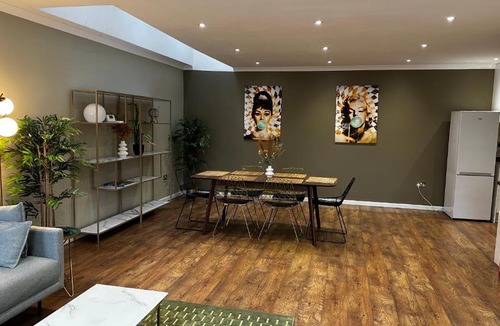 De Beauvoir House | Aldo's 2 Bedroom Townhouse London N1