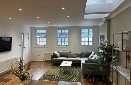De Beauvoir House | Aldo's 2 Bedroom Townhouse London N1
