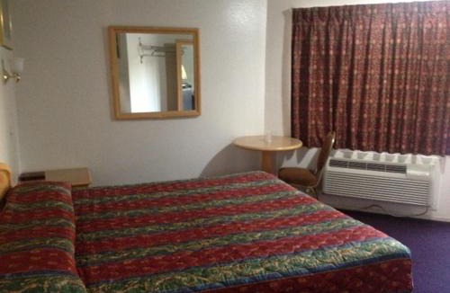 Azusa Hotel | All 8 Motel