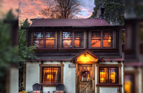 Twin Peaks Cabin | Alpine Lodge - Lodge | Seven Beds+ | Two Bathrooms | Sleeps Ten